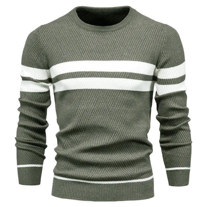 Warm men's round neck patchwork slimline sweater