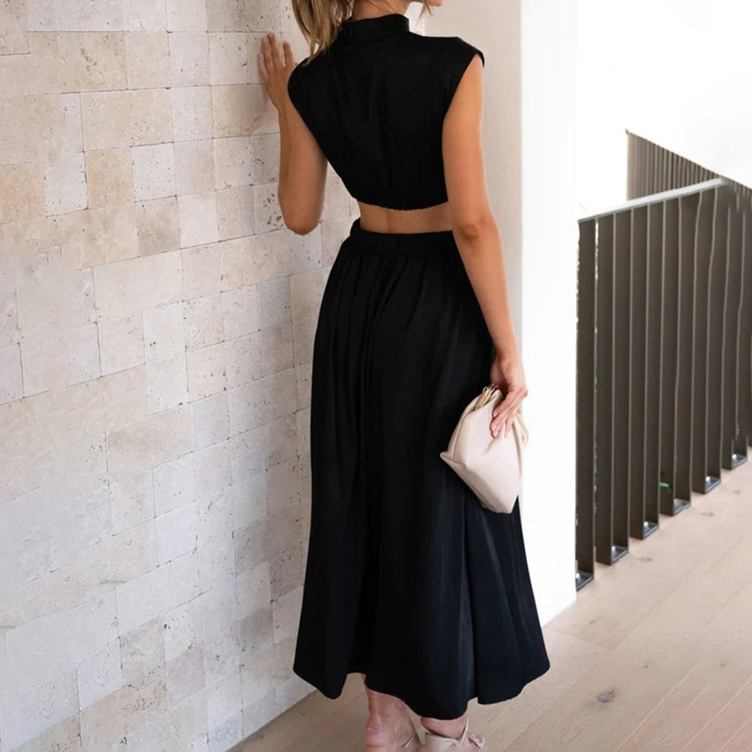 Elegant sleeveless dress