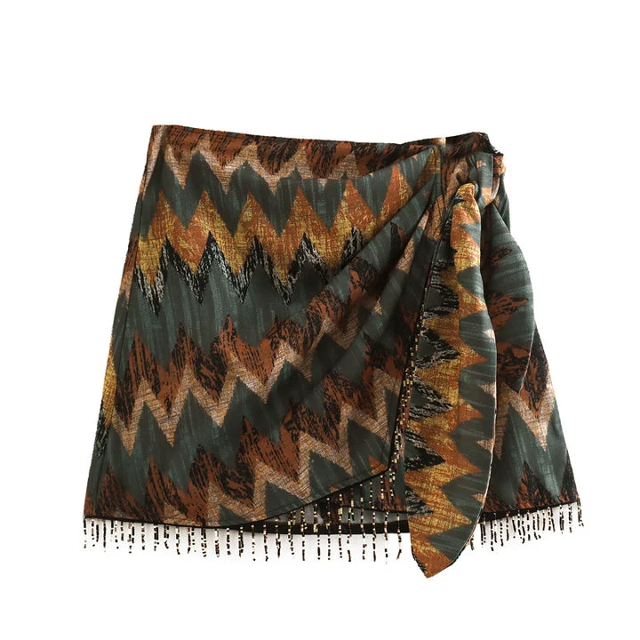 Wrap skirt with zigzag pattern