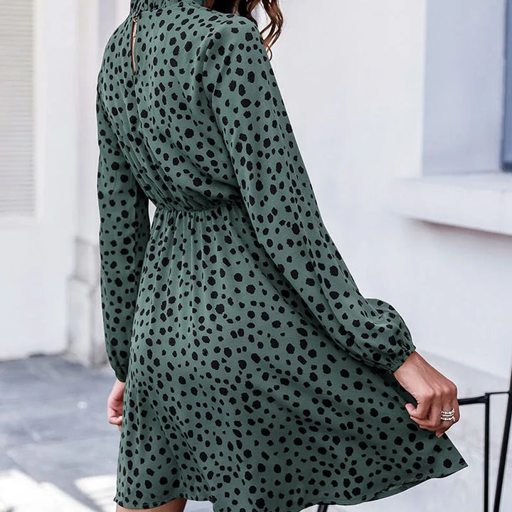 Dress with lantern sleeves and Dalmatian print