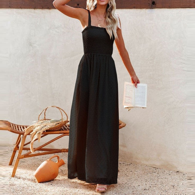 Airy maxi dress with a delicate polka dot pattern