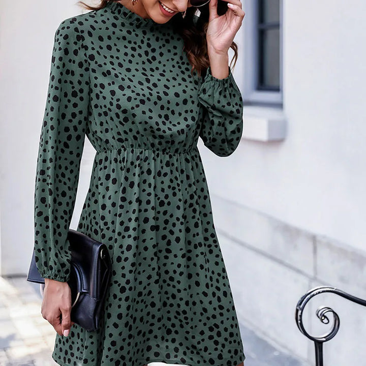 Dress with lantern sleeves and Dalmatian print