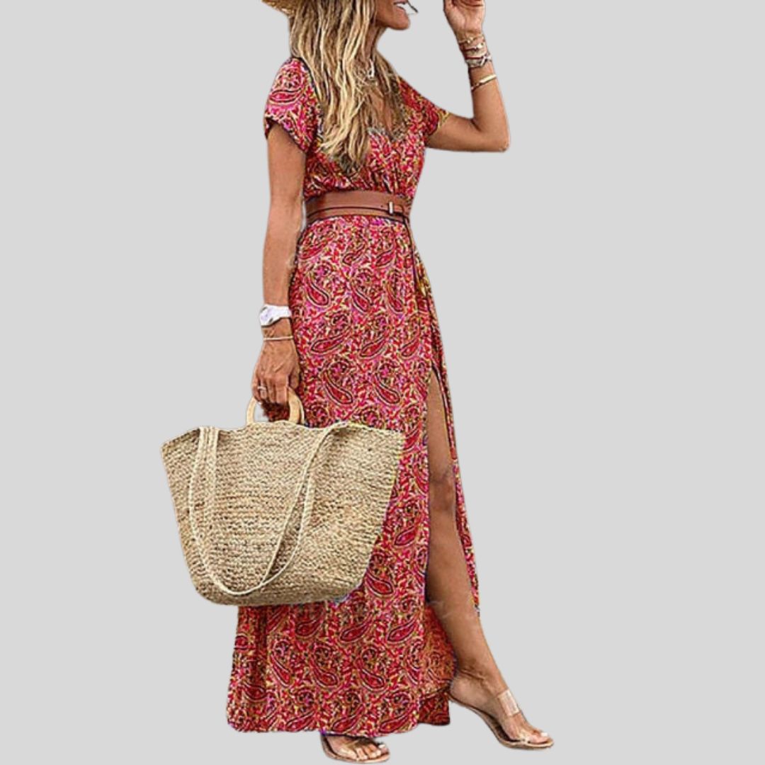 V-neck maxi dress with short floral pattern