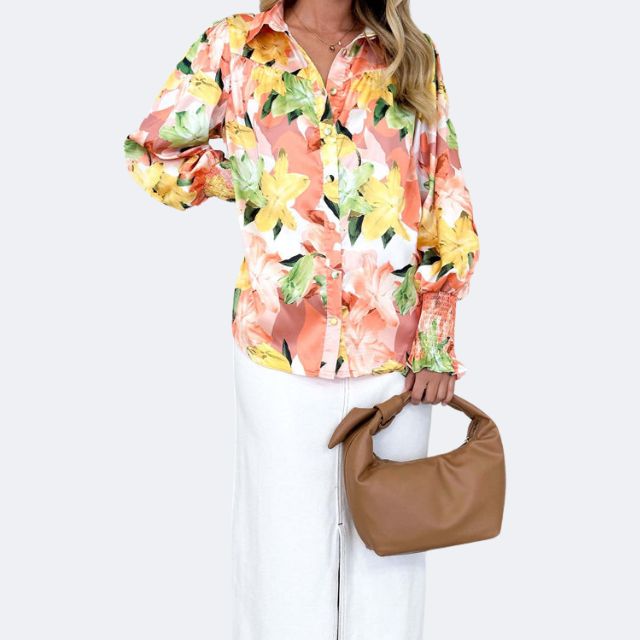 Flowing blouse with lantern sleeves