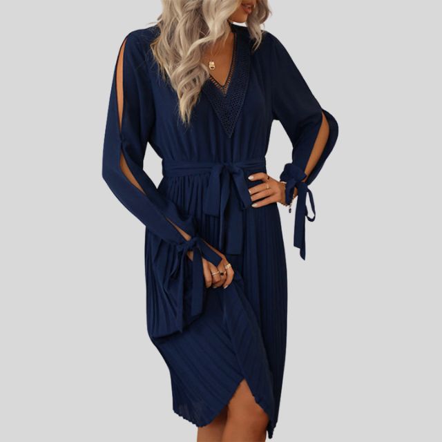 Elegant pleated midi dress with tie sleeve detail