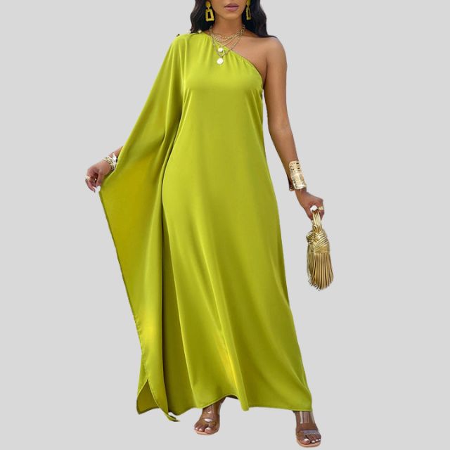 Single-coloured maxi dress with flowing sleeves