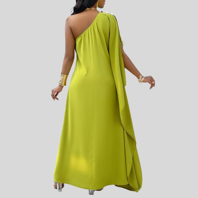 Single-coloured maxi dress with flowing sleeves