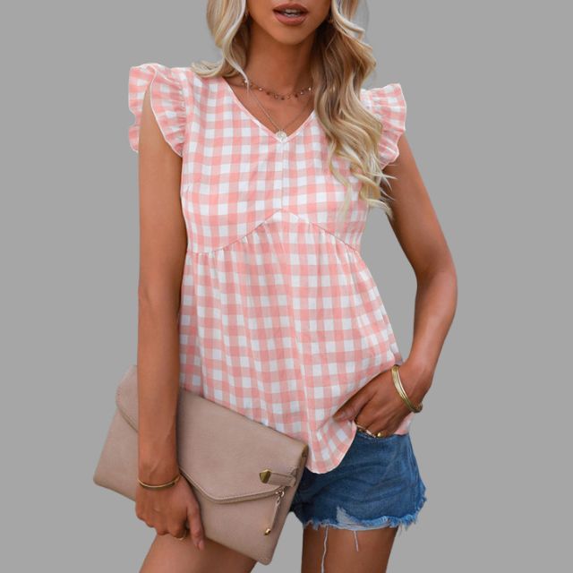 Checked gingham blouse with ruffled sleeves