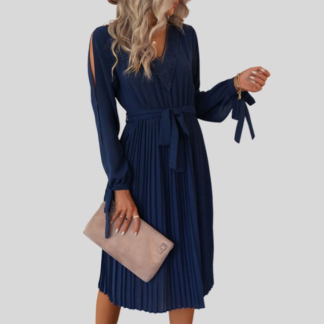 Elegant pleated midi dress with tie sleeve detail