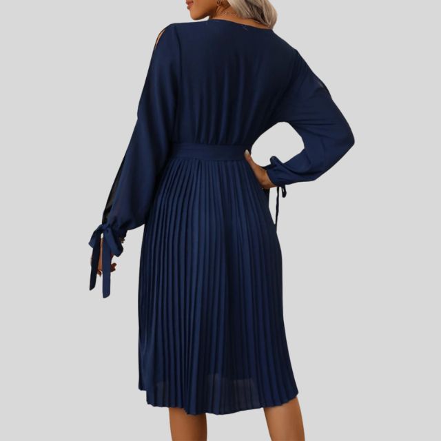 Elegant pleated midi dress with tie sleeve detail