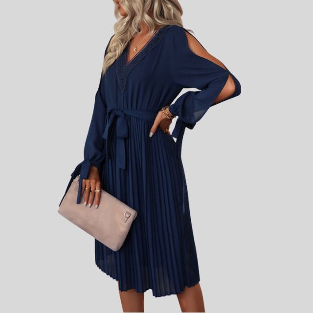 Elegant pleated midi dress with tie sleeve detail