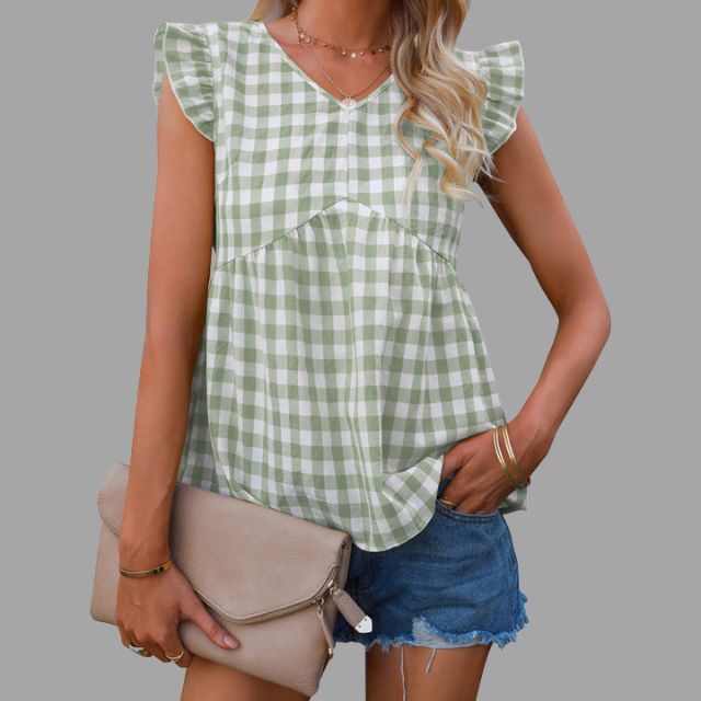 Checked gingham blouse with ruffled sleeves