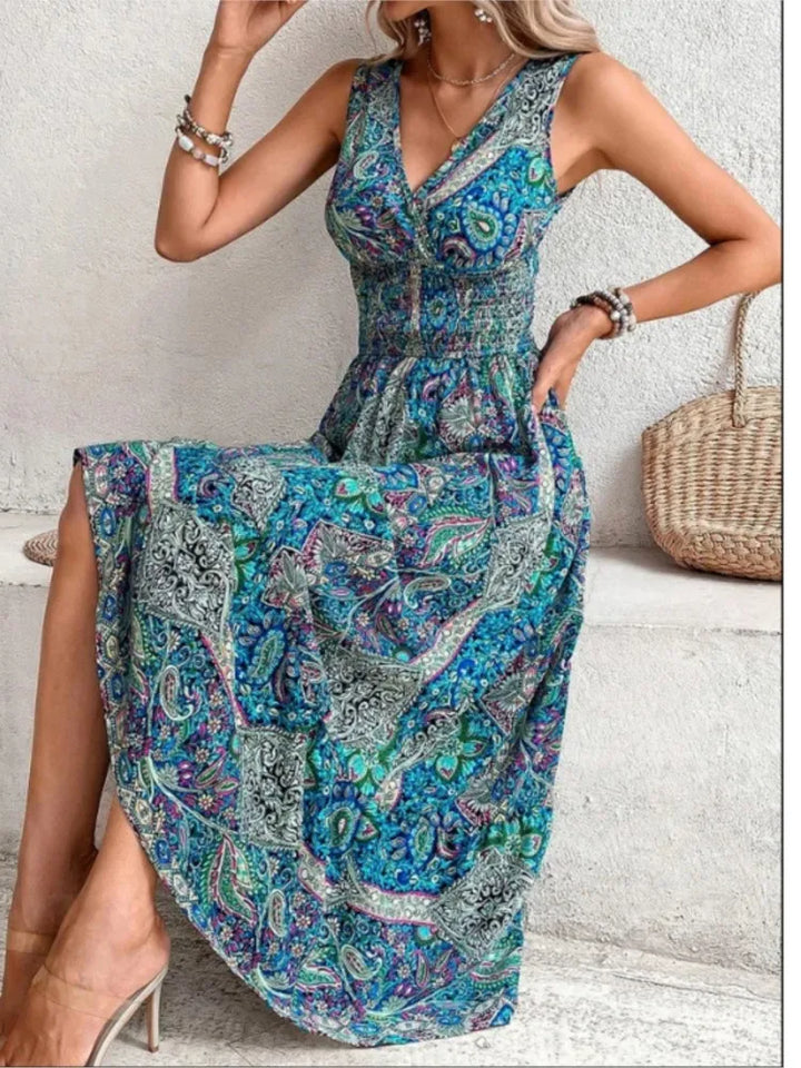 High-waisted sleeveless bohemian dress