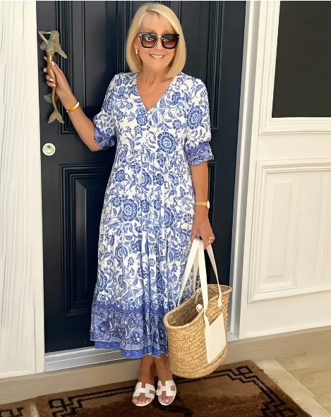 Bohemian dress with V-neck and floral print